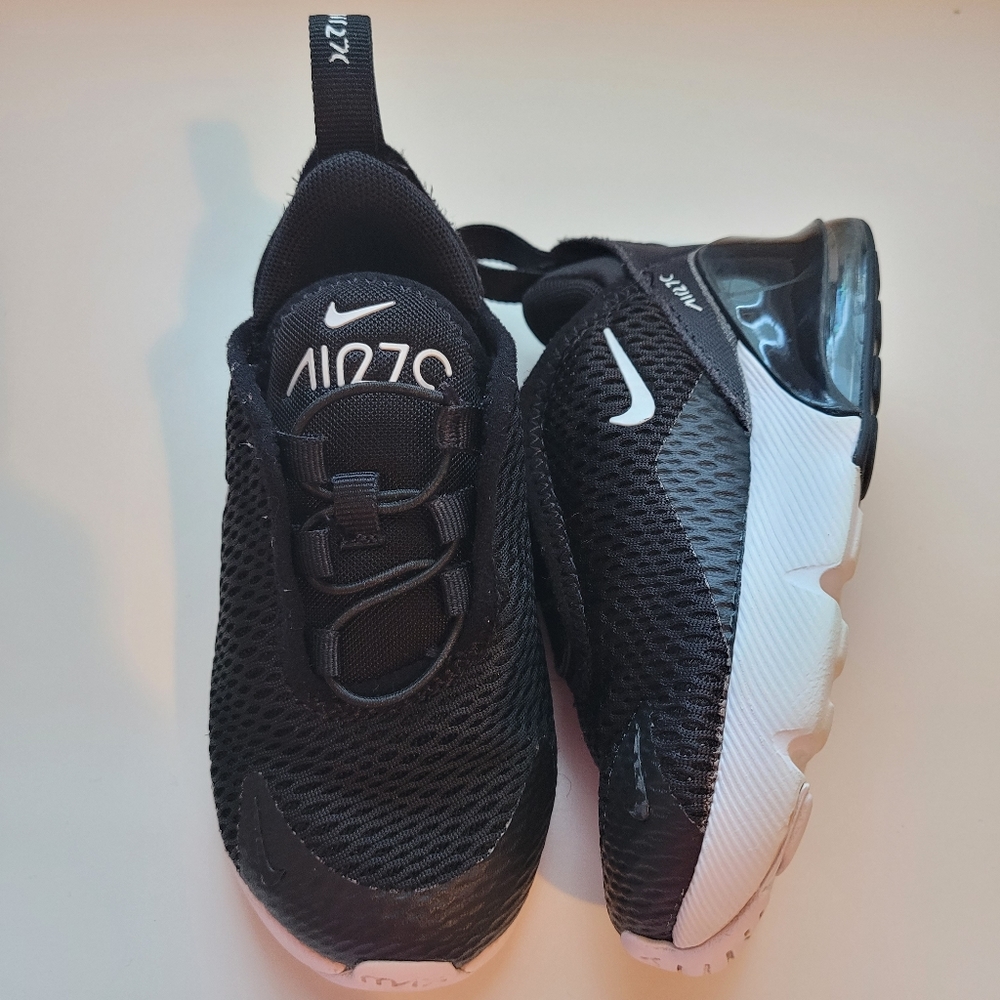 Nike Air Max 270